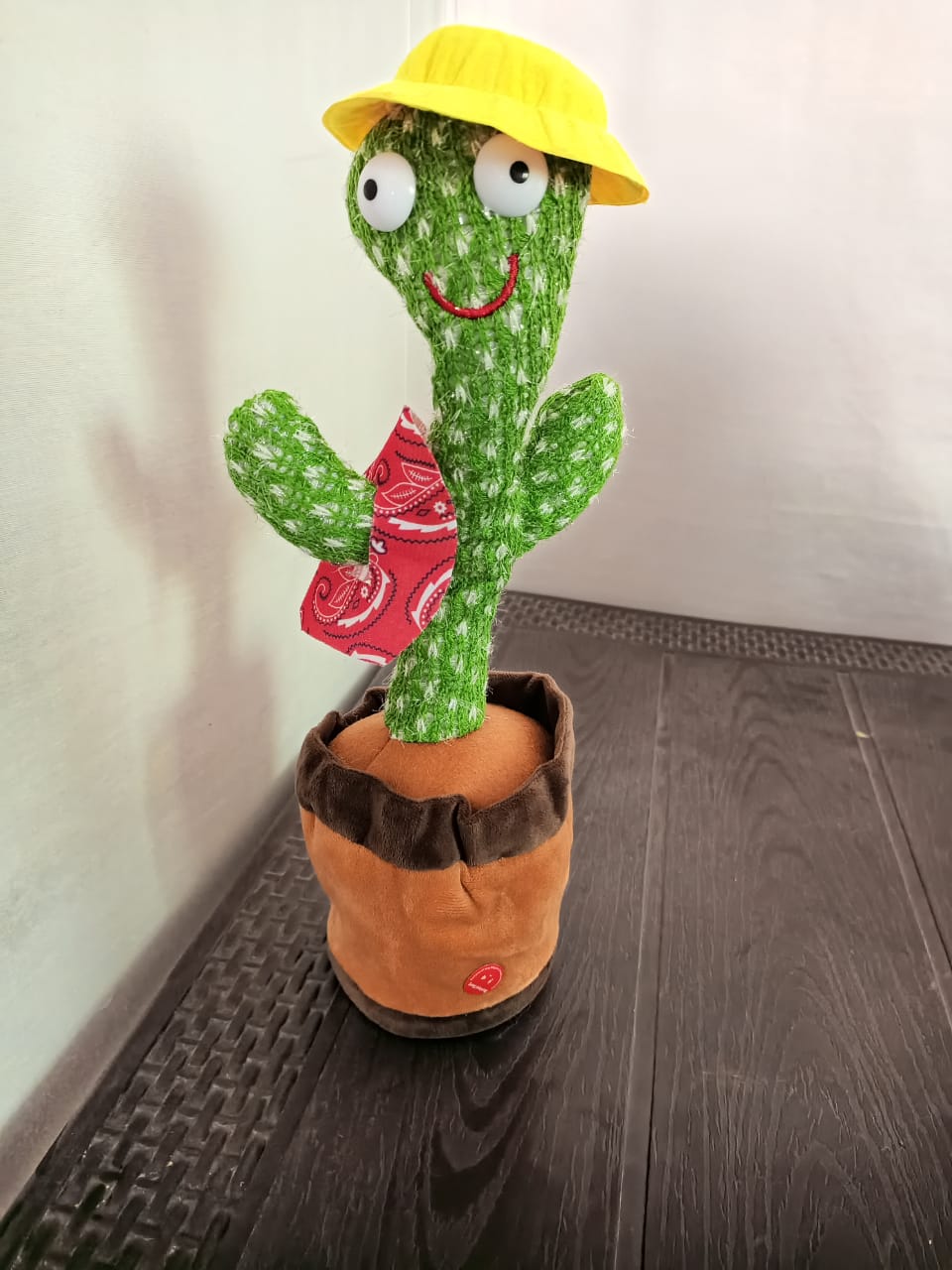 Dancing Plant Cactus Toy with Music for Kids , Home Office Decoration, Battery Operated